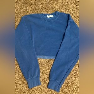 Cropped Project Social T sweatshirt size medium